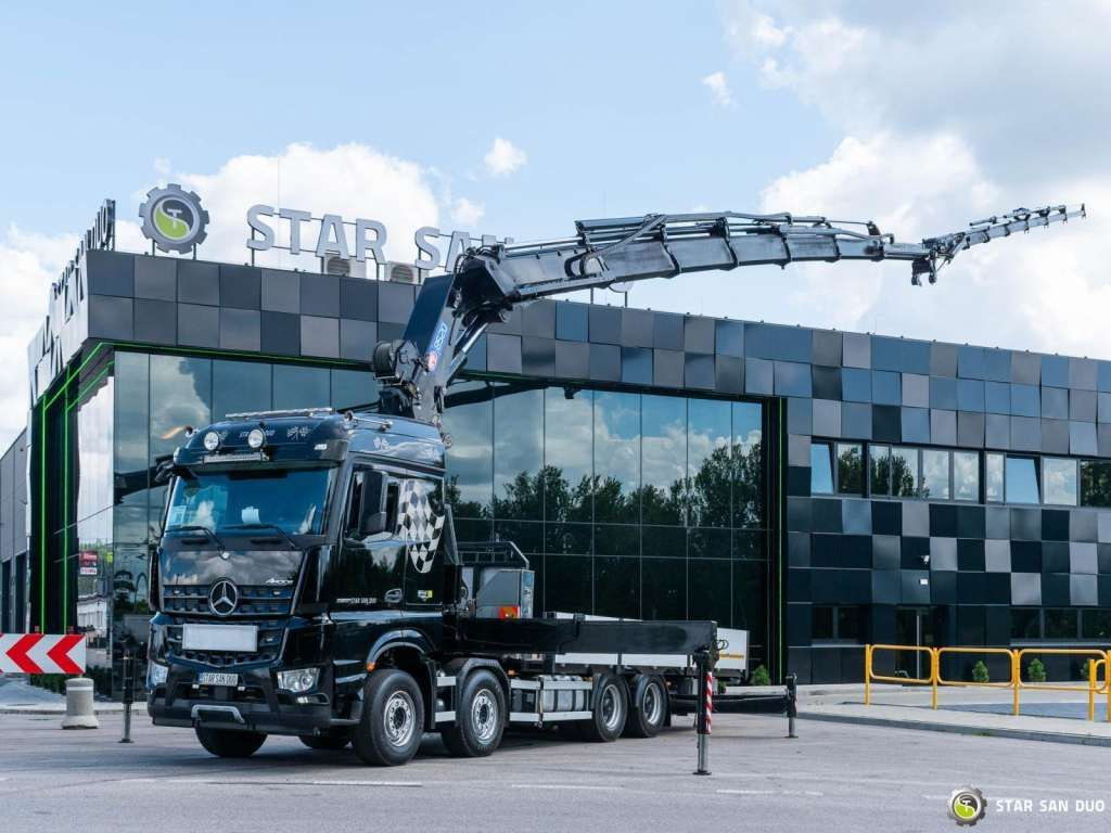 Mercedes-Benz AROCS 3251 8x4 HMF 8520 Fly Jib Winch - 起重车:图3 Mercedes-Benz AROCS 3251 8x4 HMF 8520 Fly Jib Winch - 起重车:图3