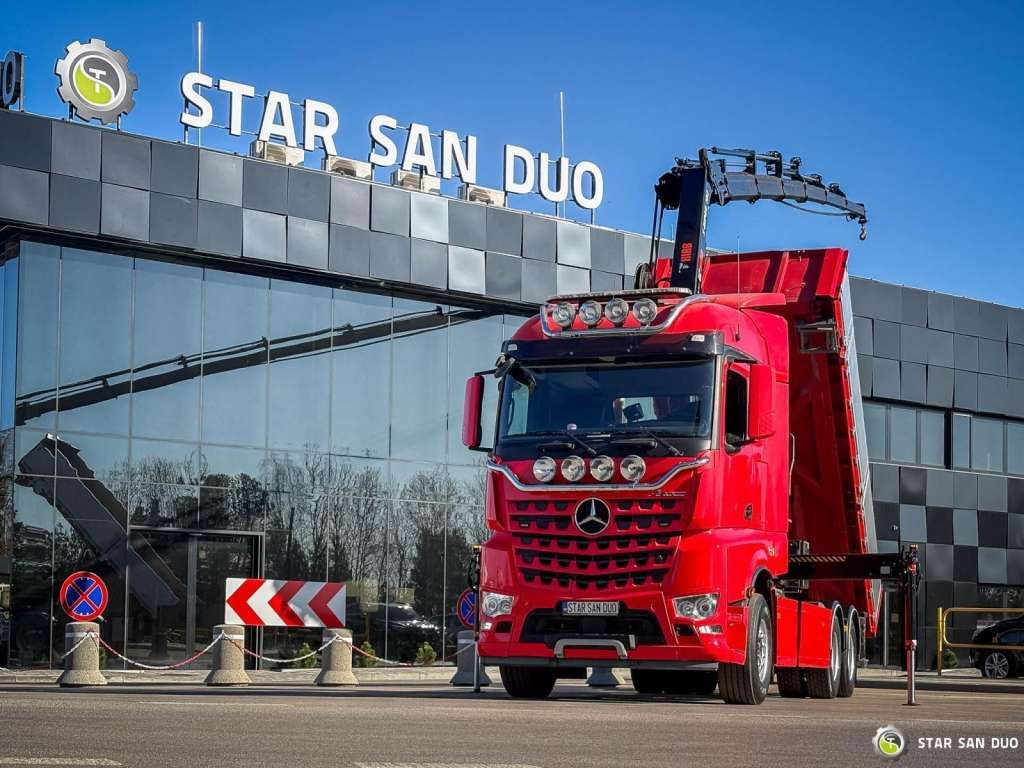 Mercedes-Benz AROCS 3358L 6x4 HIAB 192X-HIPRO E-6 Crane Kippe - 起重车:图4 Mercedes-Benz AROCS 3358L 6x4 HIAB 192X-HIPRO E-6 Crane Kippe - 起重车:图4