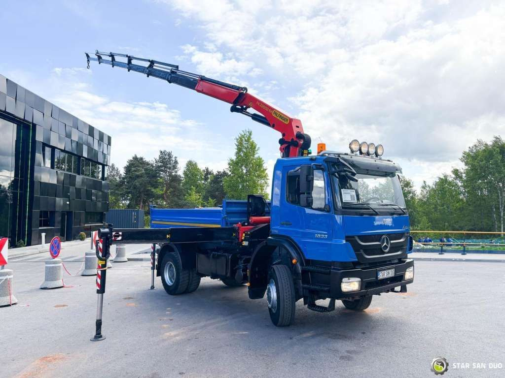 Mercedes-Benz AXOR 1833 4x4 Palfinger PK 22002 EH Crane Winch - 翻斗车:图2 Mercedes-Benz AXOR 1833 4x4 Palfinger PK 22002 EH Crane Winch - 翻斗车:图2