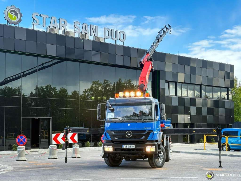 Mercedes-Benz AXOR 1833 4x4 Palfinger PK 22002 EH Crane Winch - 起重车:图3 Mercedes-Benz AXOR 1833 4x4 Palfinger PK 22002 EH Crane Winch - 起重车:图3