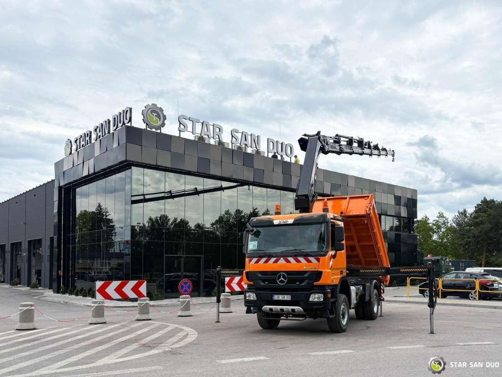 Mercedes-Benz Actros 1841 AK 4x4 Hiab 288E-7 Crane Kipper - 翻斗车:图2 Mercedes-Benz Actros 1841 AK 4x4 Hiab 288E-7 Crane Kipper - 翻斗车:图2