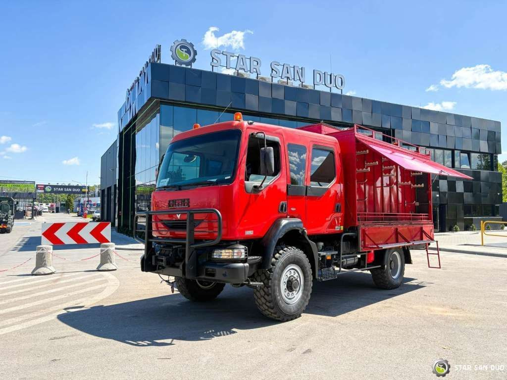 Renault MIDLUM 4x4 DOKA Brigade Double Cabin Camper - 驾驶室底盘卡车:图1 Renault MIDLUM 4x4 DOKA Brigade Double Cabin Camper - 驾驶室底盘卡车:图1