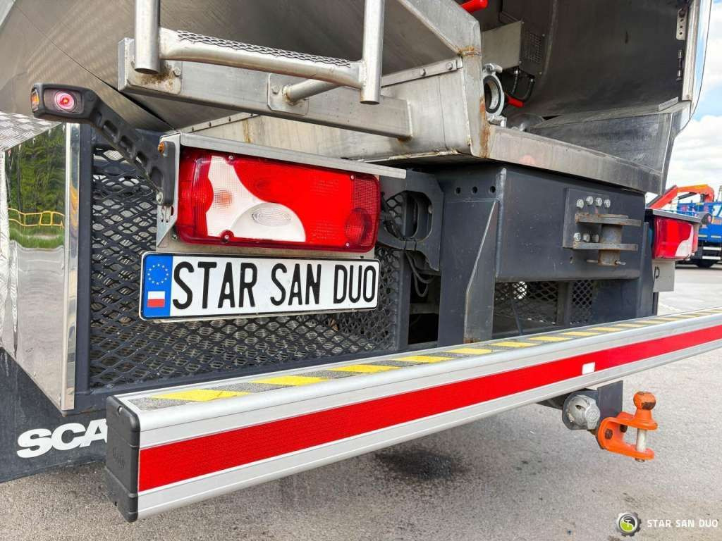 卡车 Scania  D 320 FIRE BRIGADE Tank 12,000 Litres：图18