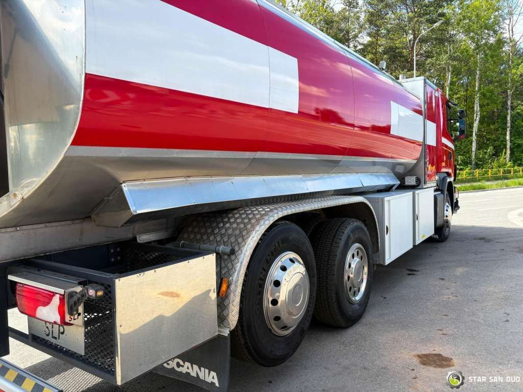 卡车 Scania  D 320 FIRE BRIGADE Tank 12,000 Litres：图16