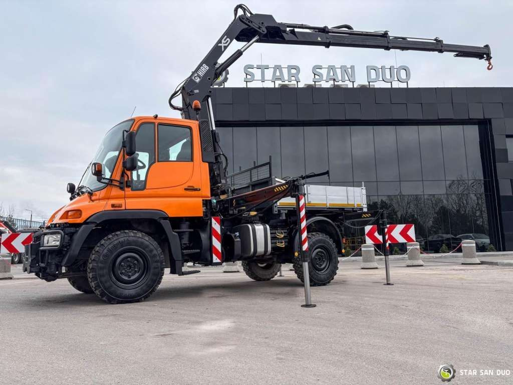 Unimog Mercedes-Benz UNIMOG U300 4x4 HIAB 122 D-3 CRANE Unimog Mercedes-Benz UNIMOG U300 4x4 HIAB 122 D-3 CRANE - 起重车, 栏板式/ 平板卡车:图2 Unimog Mercedes-Benz UNIMOG U300 4x4 HIAB 122 D-3 CRANE Unimog Mercedes-Benz UNIMOG U300 4x4 HIAB 122 D-3 CRANE - 起重车, 栏板式/ 平板卡车:图2
