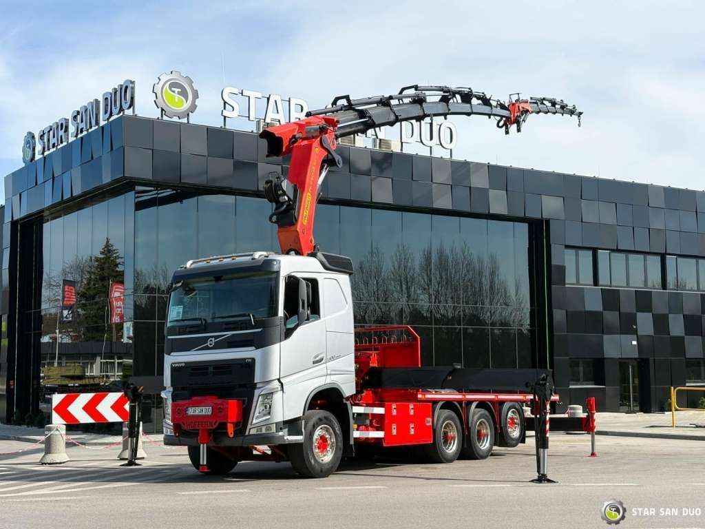 Volvo FH 500 8x4*4 PK65002 Fly JIB Crane 7456 h Winch - 牵引车:图2 Volvo FH 500 8x4*4 PK65002 Fly JIB Crane 7456 h Winch - 牵引车:图2