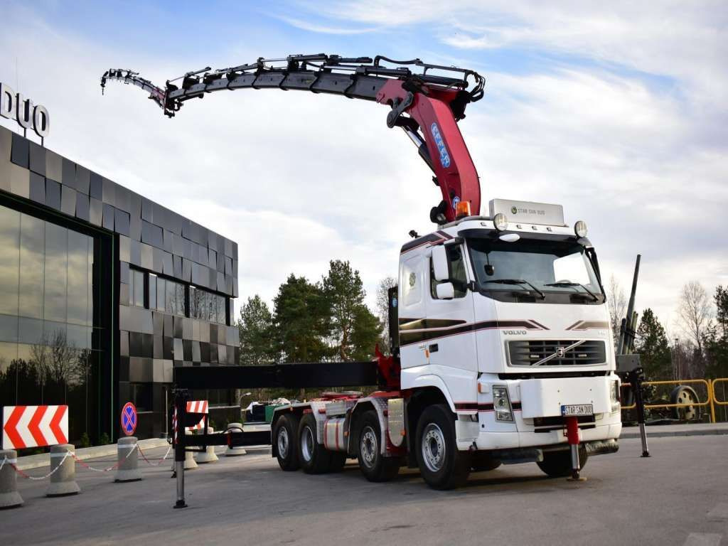 Volvo FH 520 8x2 EFFER 850 Fly Jib Winch 5th - 起重车, 牵引车:图3 Volvo FH 520 8x2 EFFER 850 Fly Jib Winch 5th - 起重车, 牵引车:图3