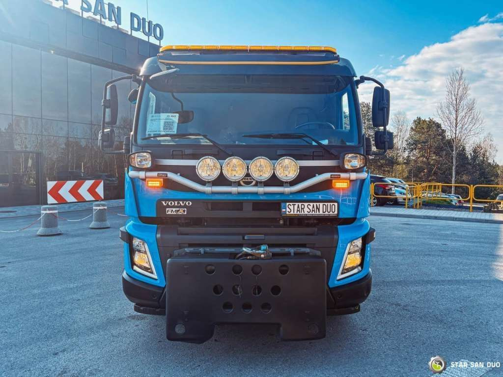 Volvo FMX 410 6x2 PALFINGER PK 18002 Crane 340 Hours - 翻斗车:图3 Volvo FMX 410 6x2 PALFINGER PK 18002 Crane 340 Hours - 翻斗车:图3
