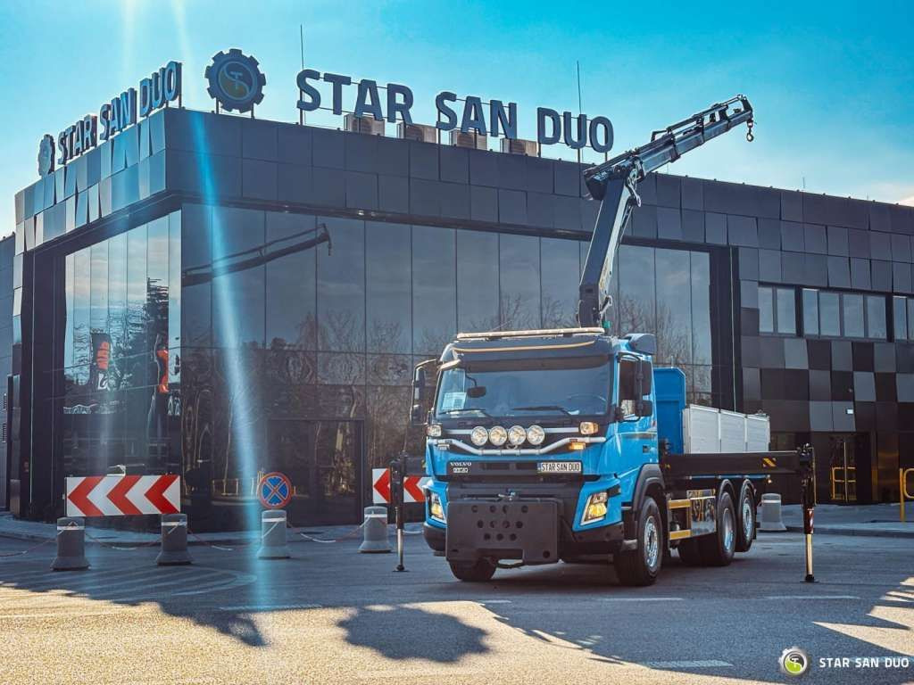 Volvo FMX 410 6x2 PALFINGER PK 18002 Crane 340 Hours - 翻斗车:图2 Volvo FMX 410 6x2 PALFINGER PK 18002 Crane 340 Hours - 翻斗车:图2