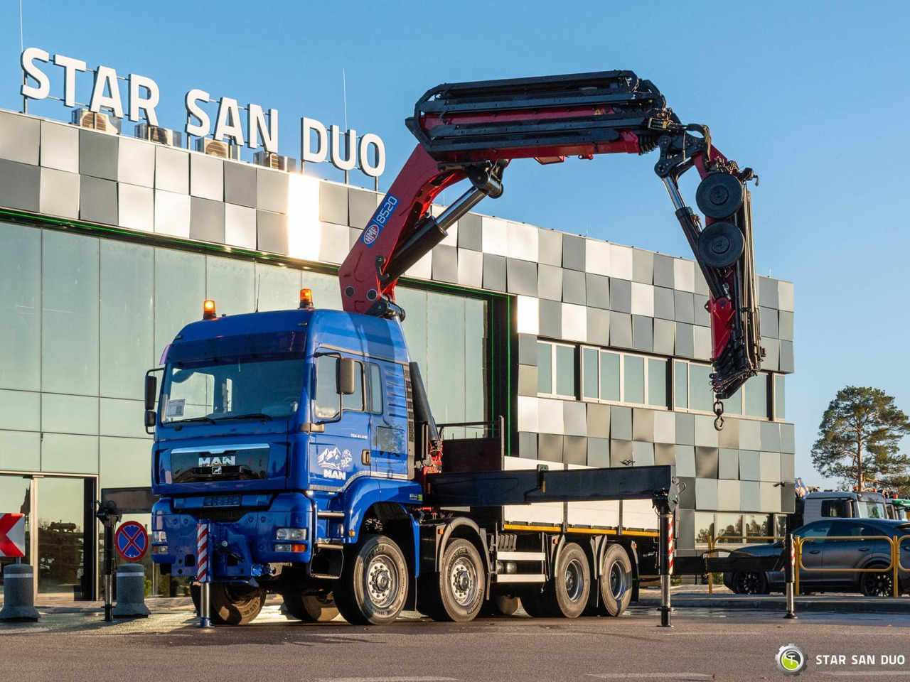 - 起重车:图1 - 起重车:图1