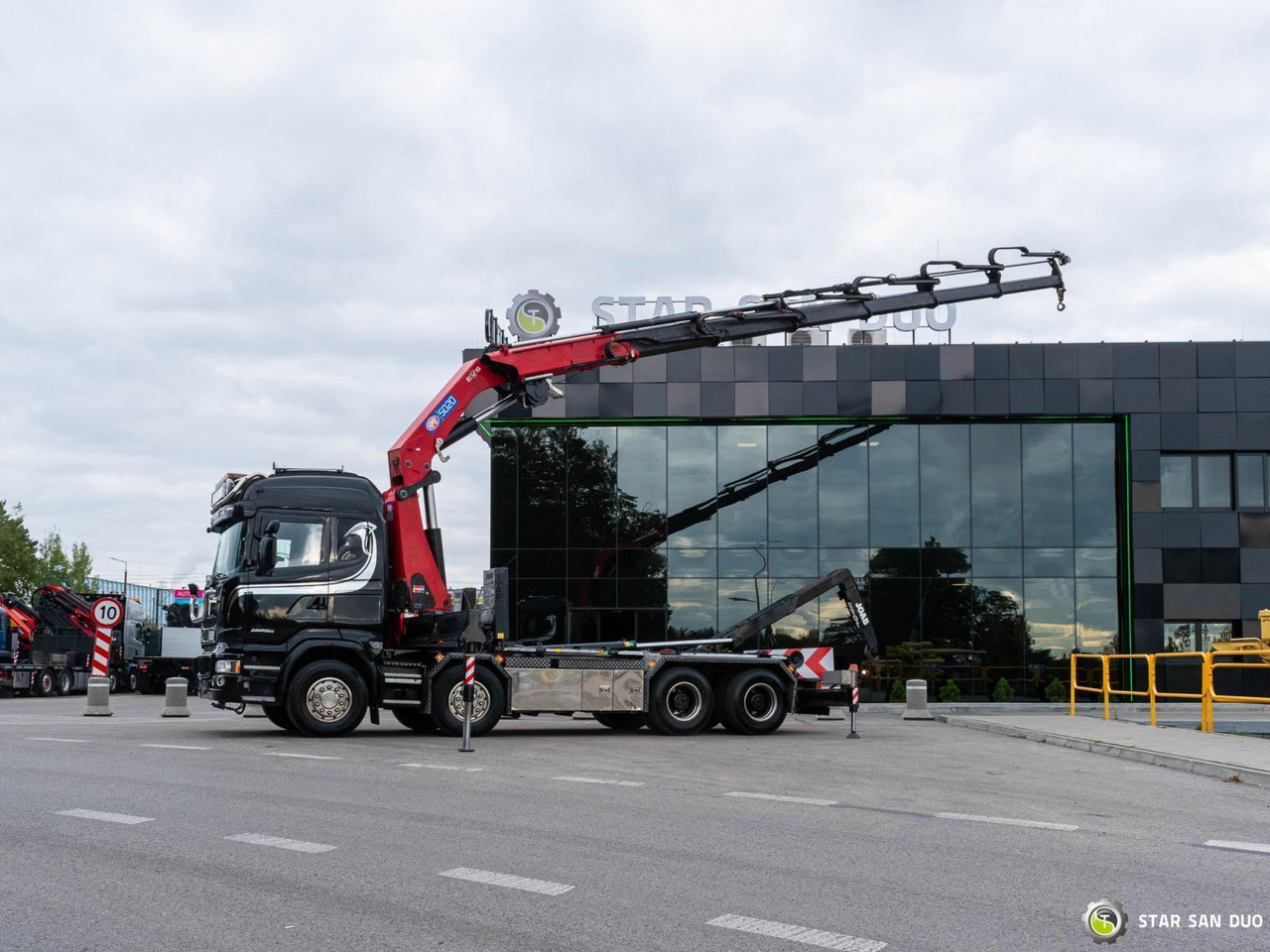 - 起重车:图2 - 起重车:图2