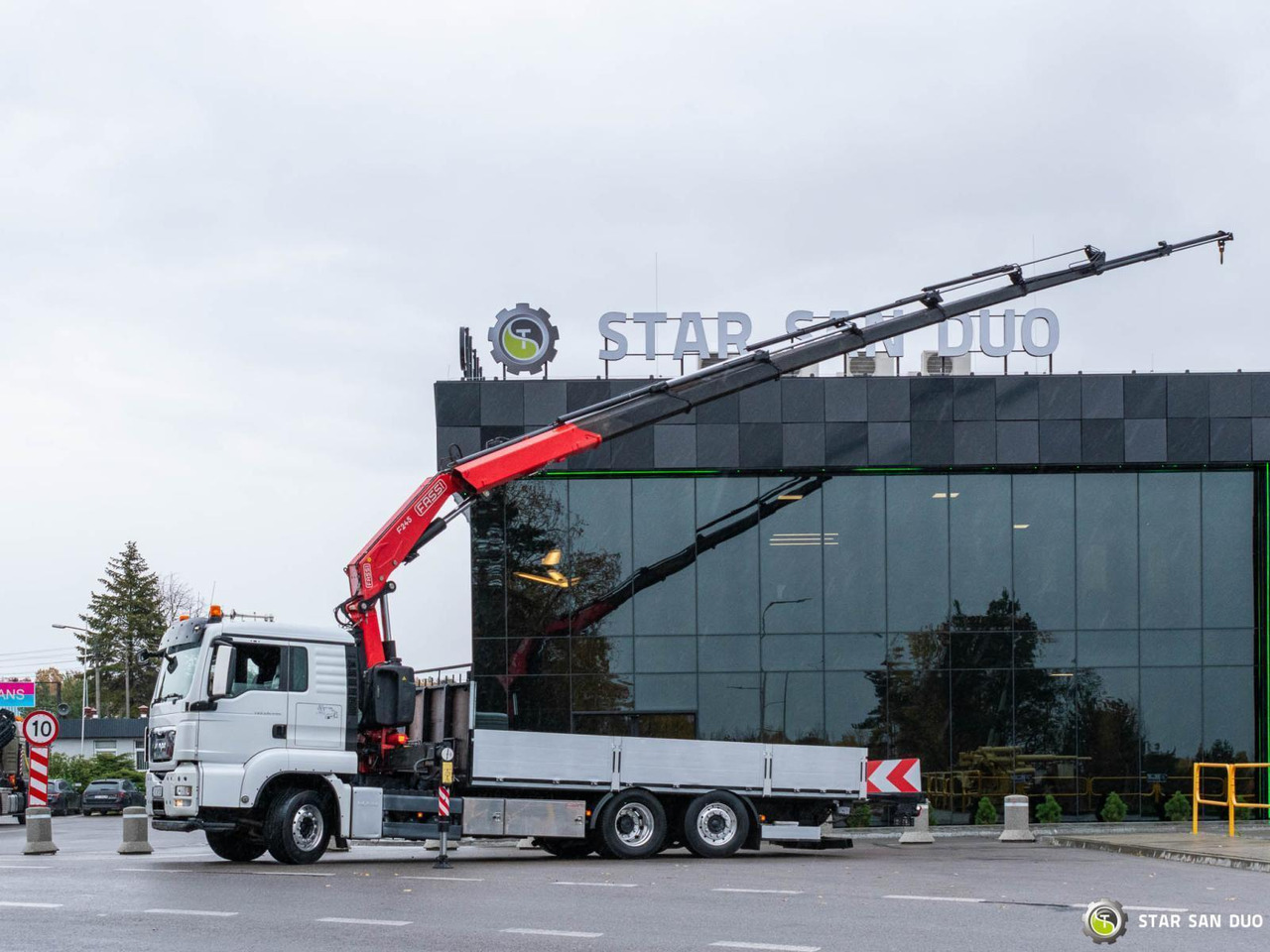 - 起重车:图3 - 起重车:图3