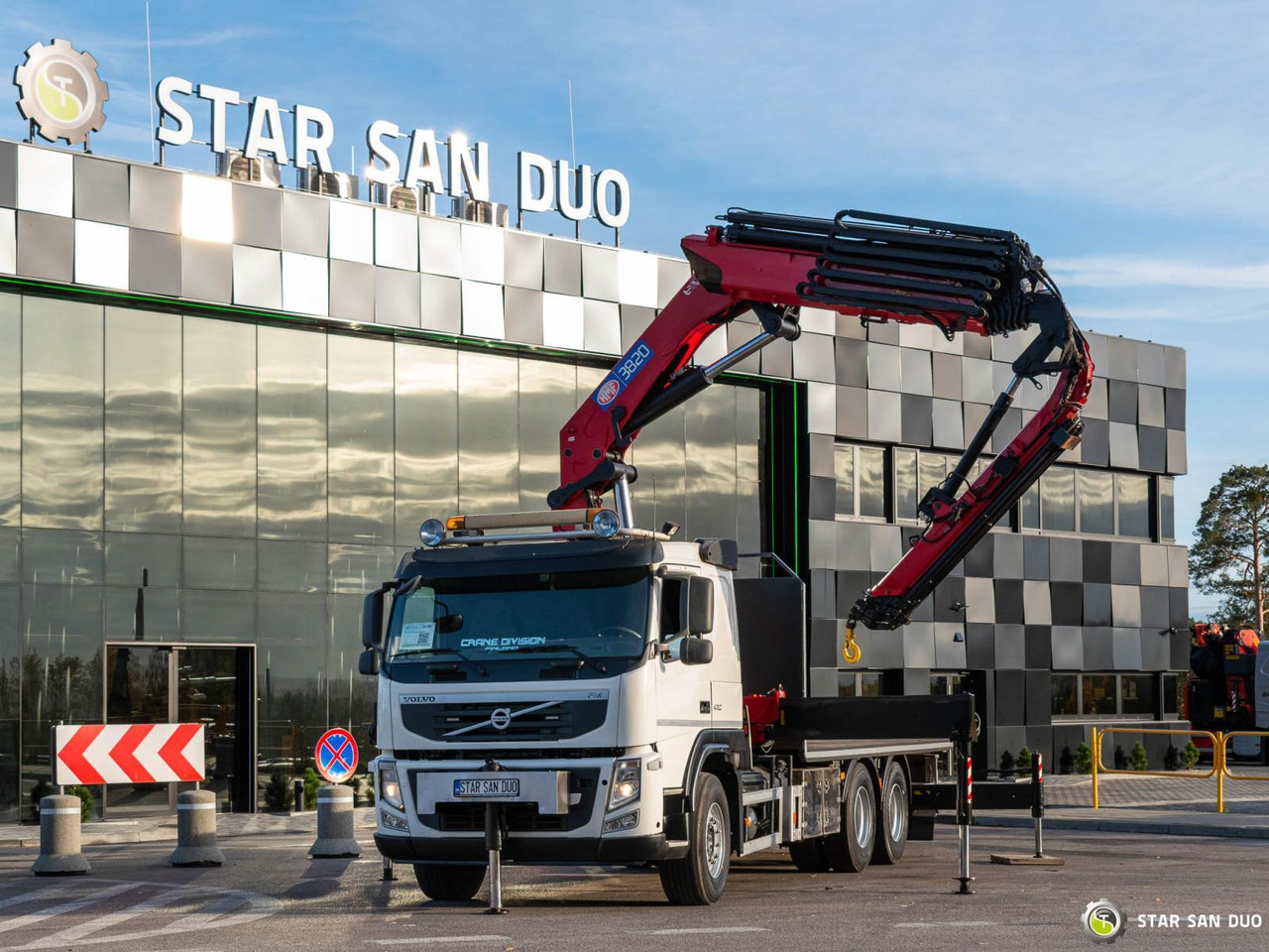 - 起重车:图4 - 起重车:图4