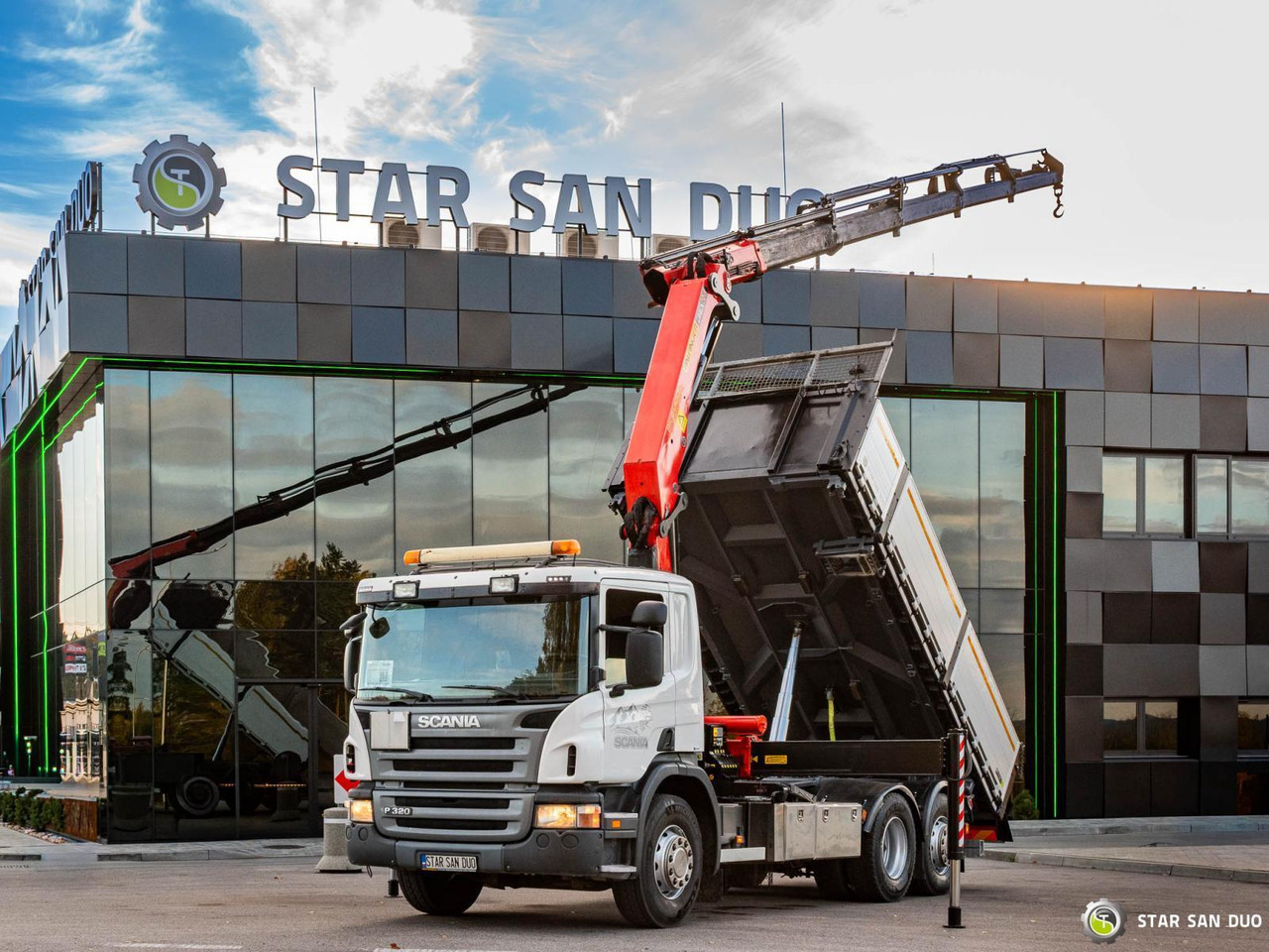 - 翻斗车:图1 - 翻斗车:图1