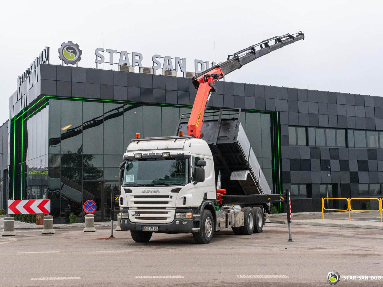 - 翻斗车:图3 - 翻斗车:图3