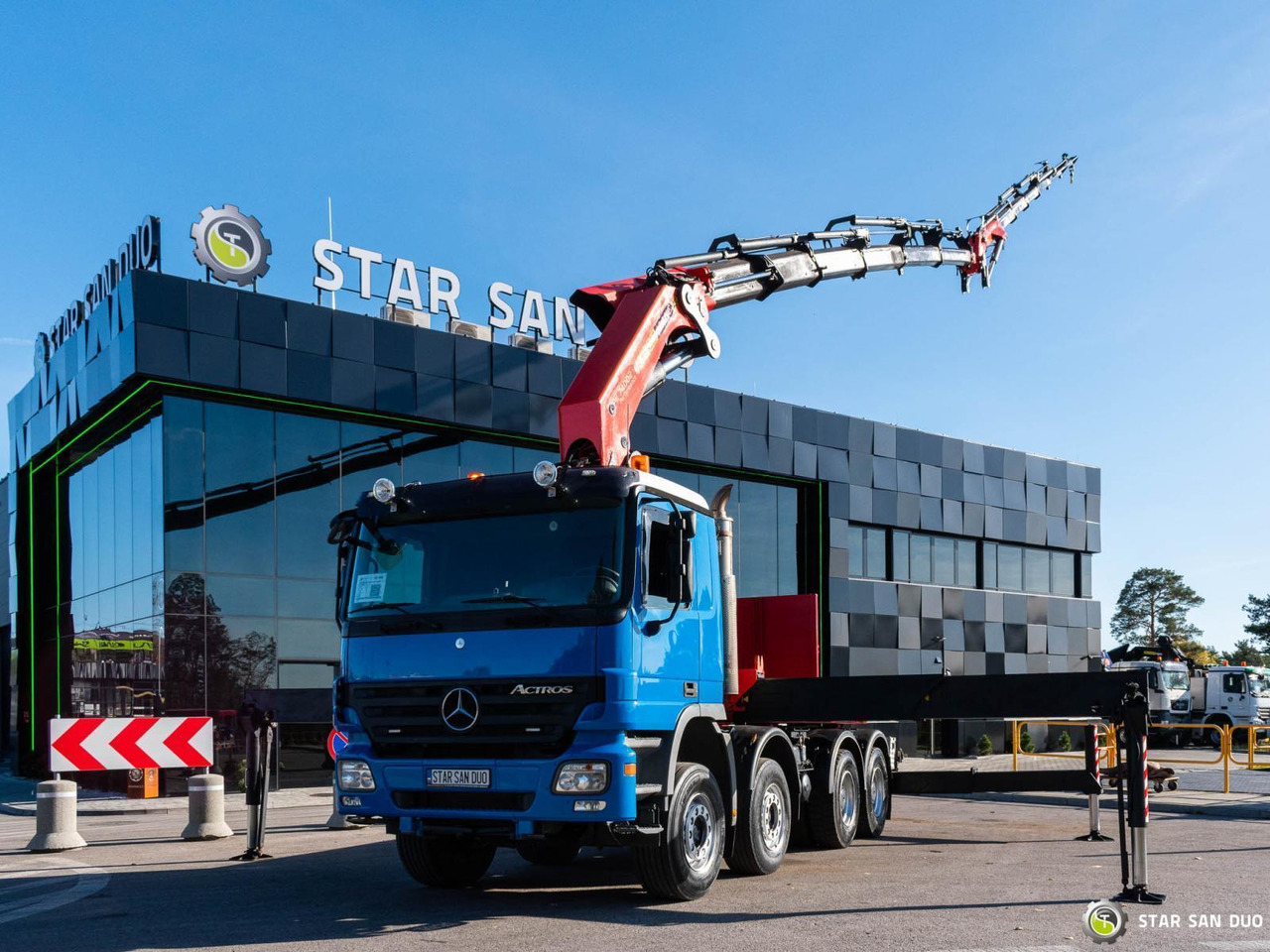 - 起重车:图3 - 起重车:图3