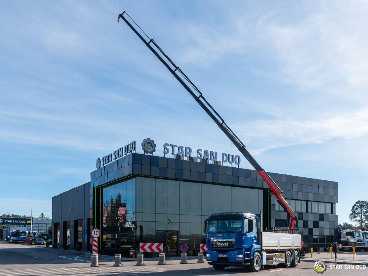 - 起重车:图3 - 起重车:图3