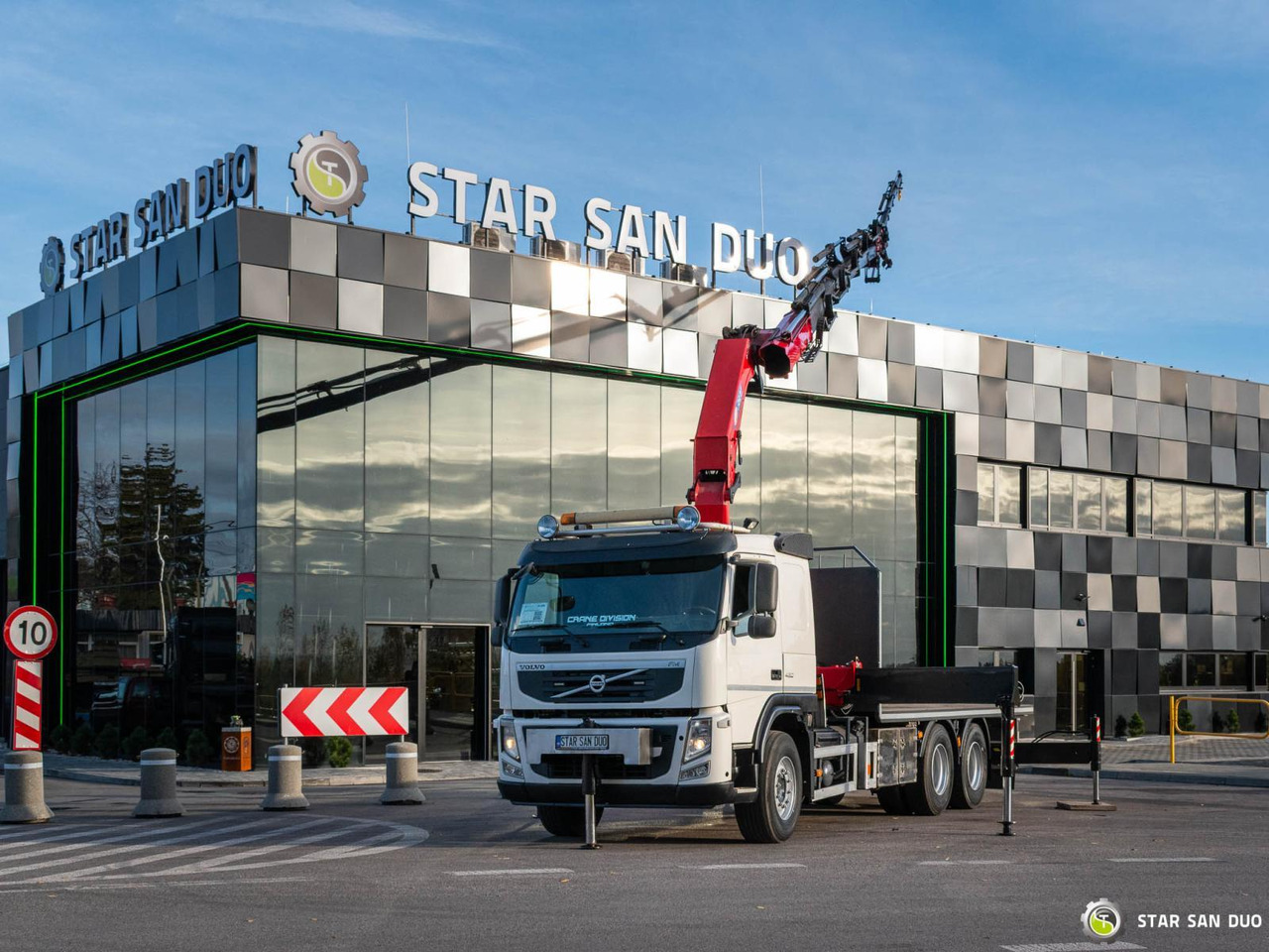 - 起重车:图2 - 起重车:图2