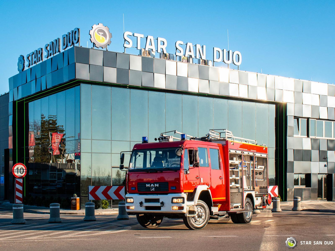 - 消防车:图3 - 消防车:图3