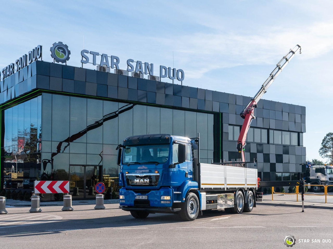 - 起重车:图1 - 起重车:图1