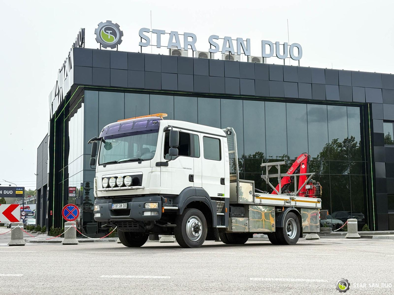 - 起重车:图2 - 起重车:图2