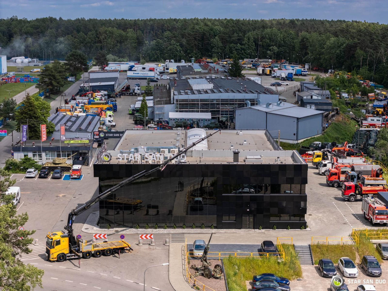 - 起重车:图2 - 起重车:图2