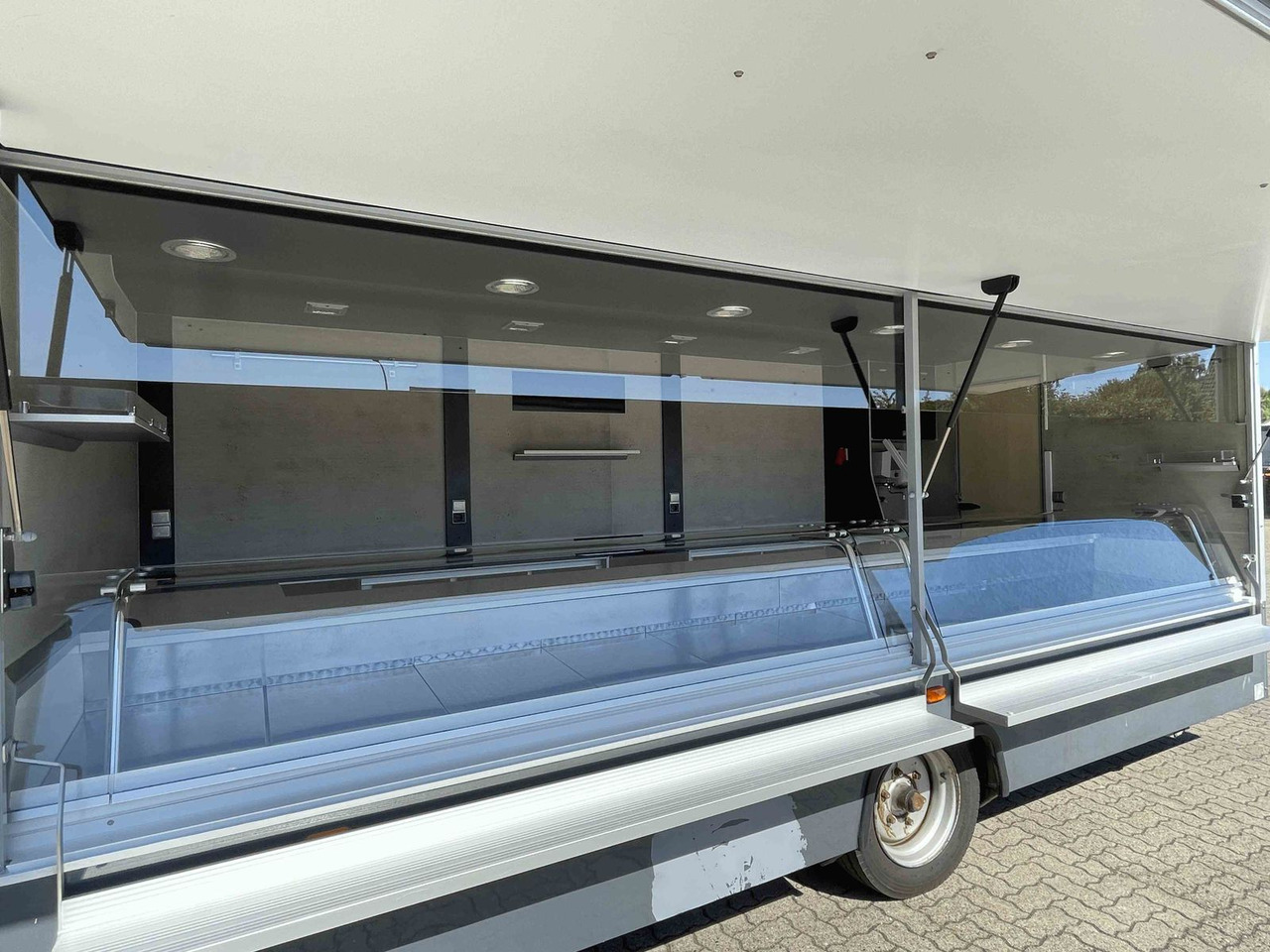 Borco-Höhns A0-0551-030 - 自动售货拖车:图5 Borco-Höhns A0-0551-030 - 自动售货拖车:图5