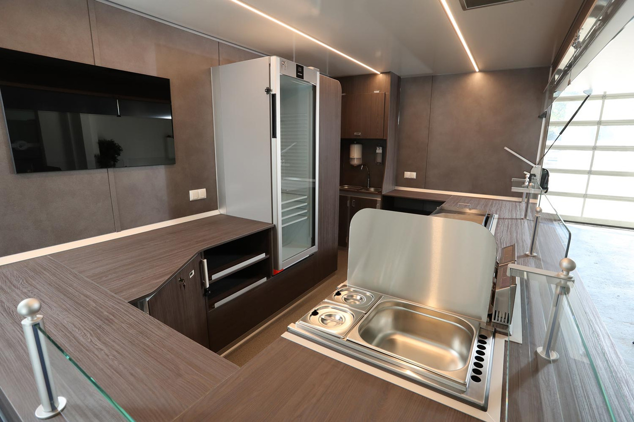 Mobil BORCO HÖHNS - 自动售货卡车:图3 Mobil BORCO HÖHNS - 自动售货卡车:图3