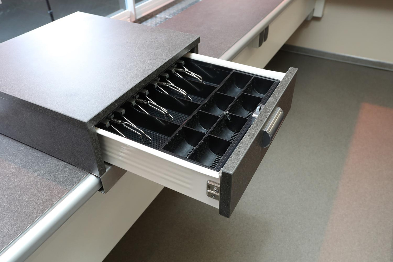 自动售货拖车 Verkaufsanhänger BORCO HÖHNS：图12