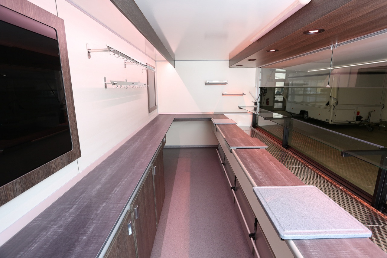 Wochenmarktmobil BORCO HÖHNS - 自动售货卡车:图4 Wochenmarktmobil BORCO HÖHNS - 自动售货卡车:图4