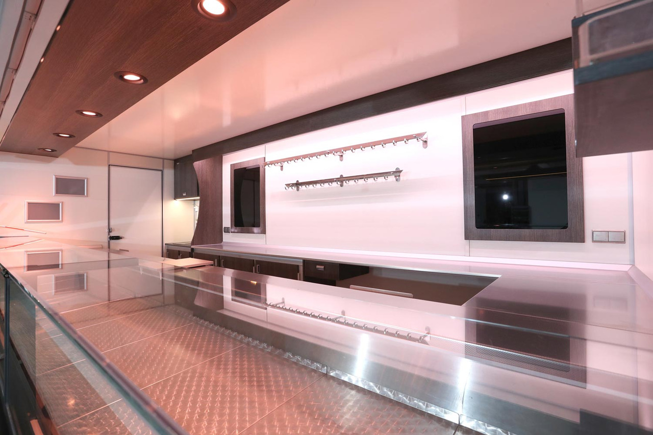 Wochenmarktmobil BORCO HÖHNS - 自动售货卡车:图4 Wochenmarktmobil BORCO HÖHNS - 自动售货卡车:图4