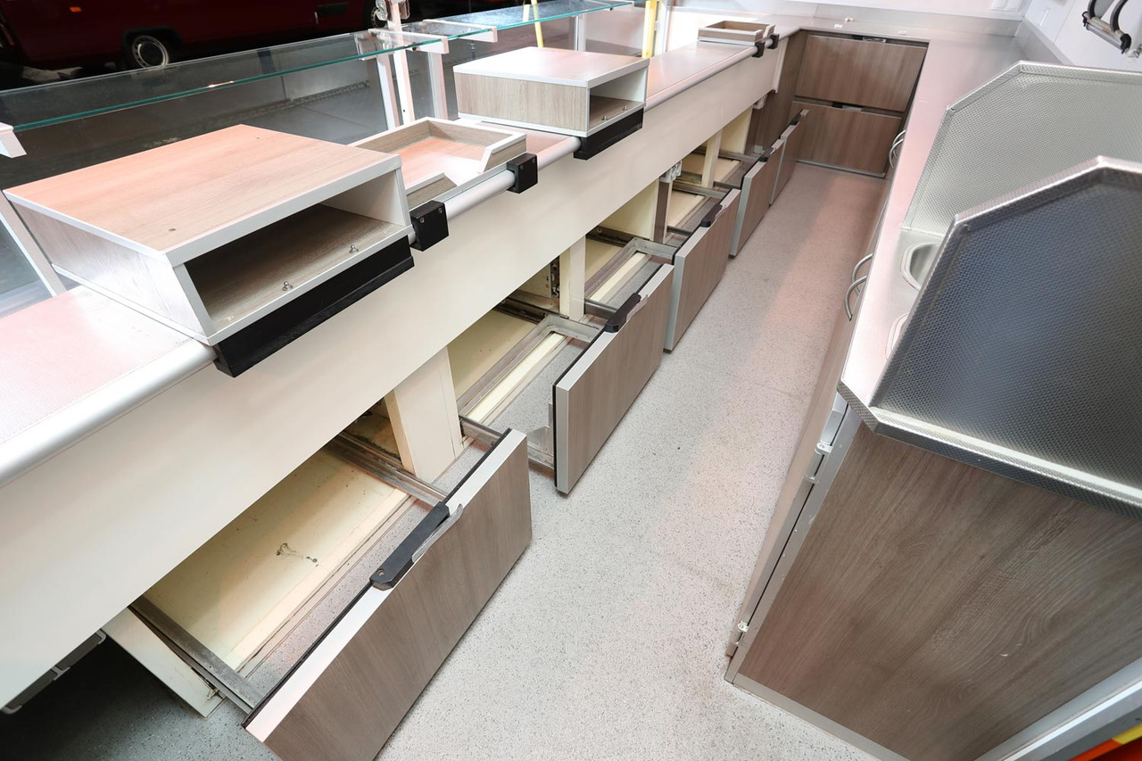 Wochenmarktmobil Esselmann - 自动售货卡车:图5 Wochenmarktmobil Esselmann - 自动售货卡车:图5