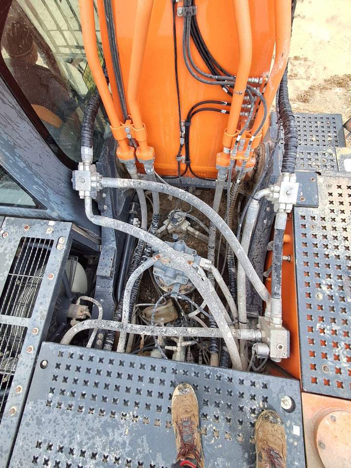 DOOSAN DX 420 LC - 履带式挖掘机:图5 DOOSAN DX 420 LC - 履带式挖掘机:图5