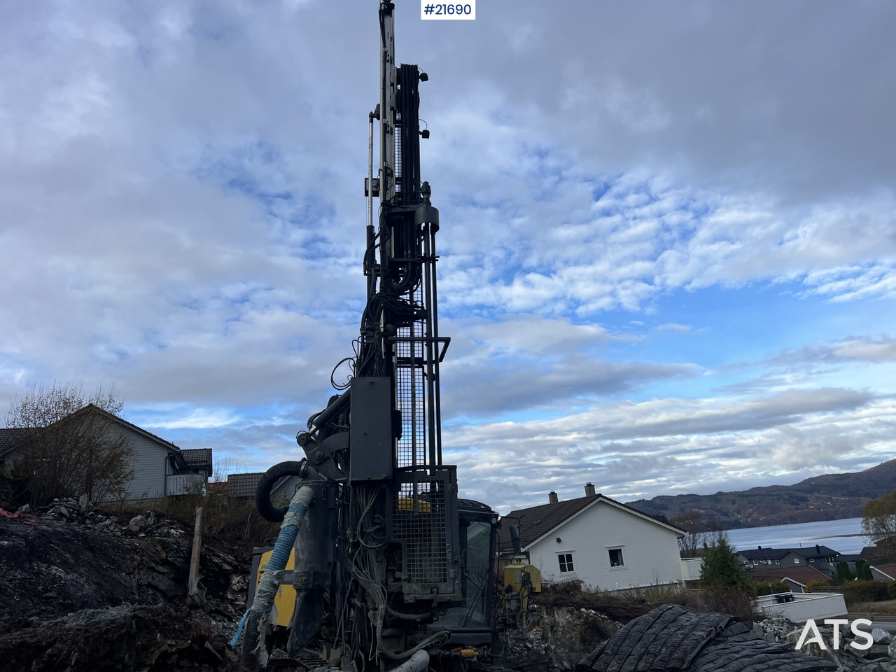 Atlas Copco smartroc T40-11 Borerigg m/ 2560 hammer, CME sliper og Leica gps - 钻机:图4 Atlas Copco smartroc T40-11 Borerigg m/ 2560 hammer, CME sliper og Leica gps - 钻机:图4