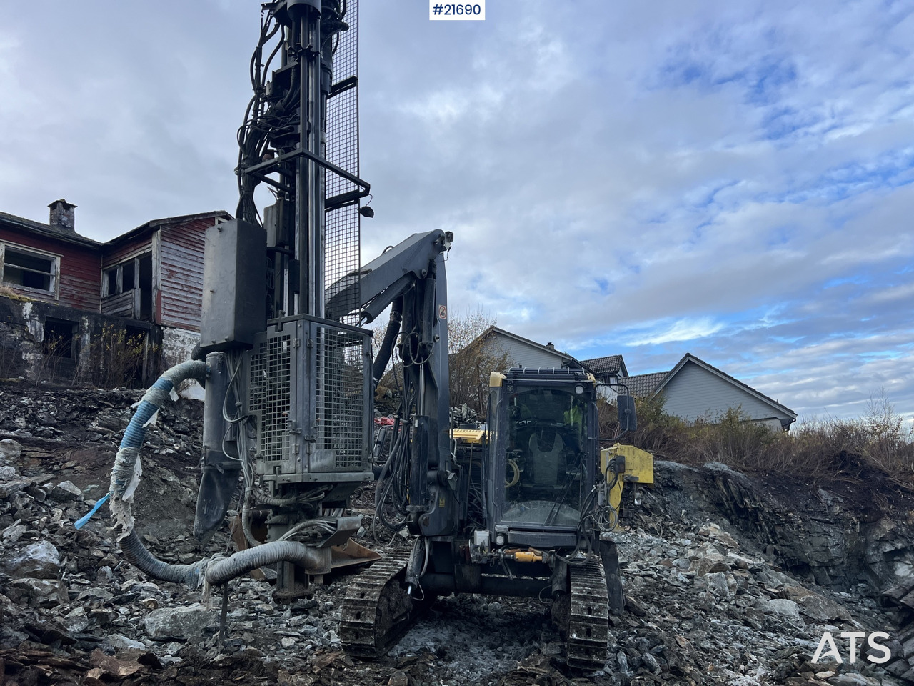 Atlas Copco smartroc T40-11 Borerigg m/ 2560 hammer, CME sliper og Leica gps - 钻机:图2 Atlas Copco smartroc T40-11 Borerigg m/ 2560 hammer, CME sliper og Leica gps - 钻机:图2