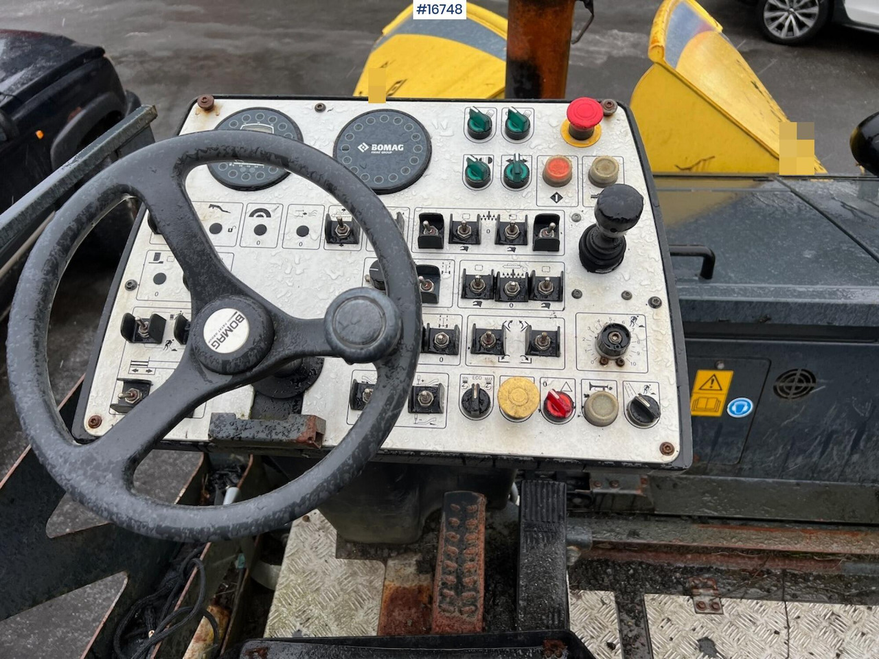 沥青机 Bomag BF 300P：图24