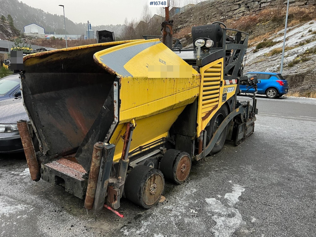Bomag BF 300P - 沥青机:图1 Bomag BF 300P - 沥青机:图1