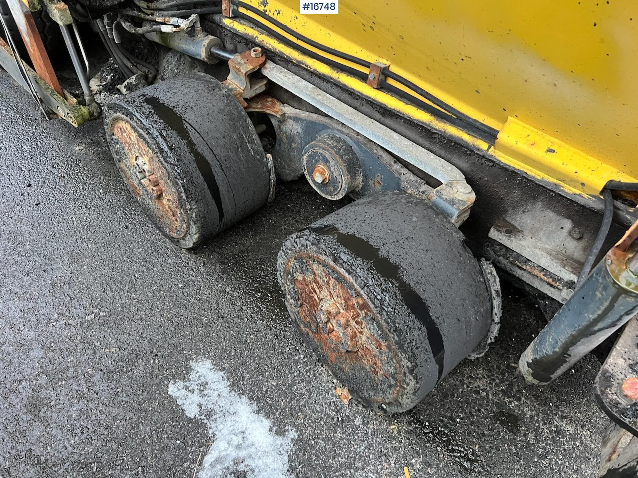 沥青机 Bomag BF 300P：图33