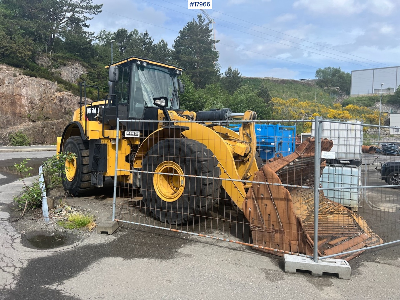 Caterpillar 966M - 轮式装载机:图1 Caterpillar 966M - 轮式装载机:图1