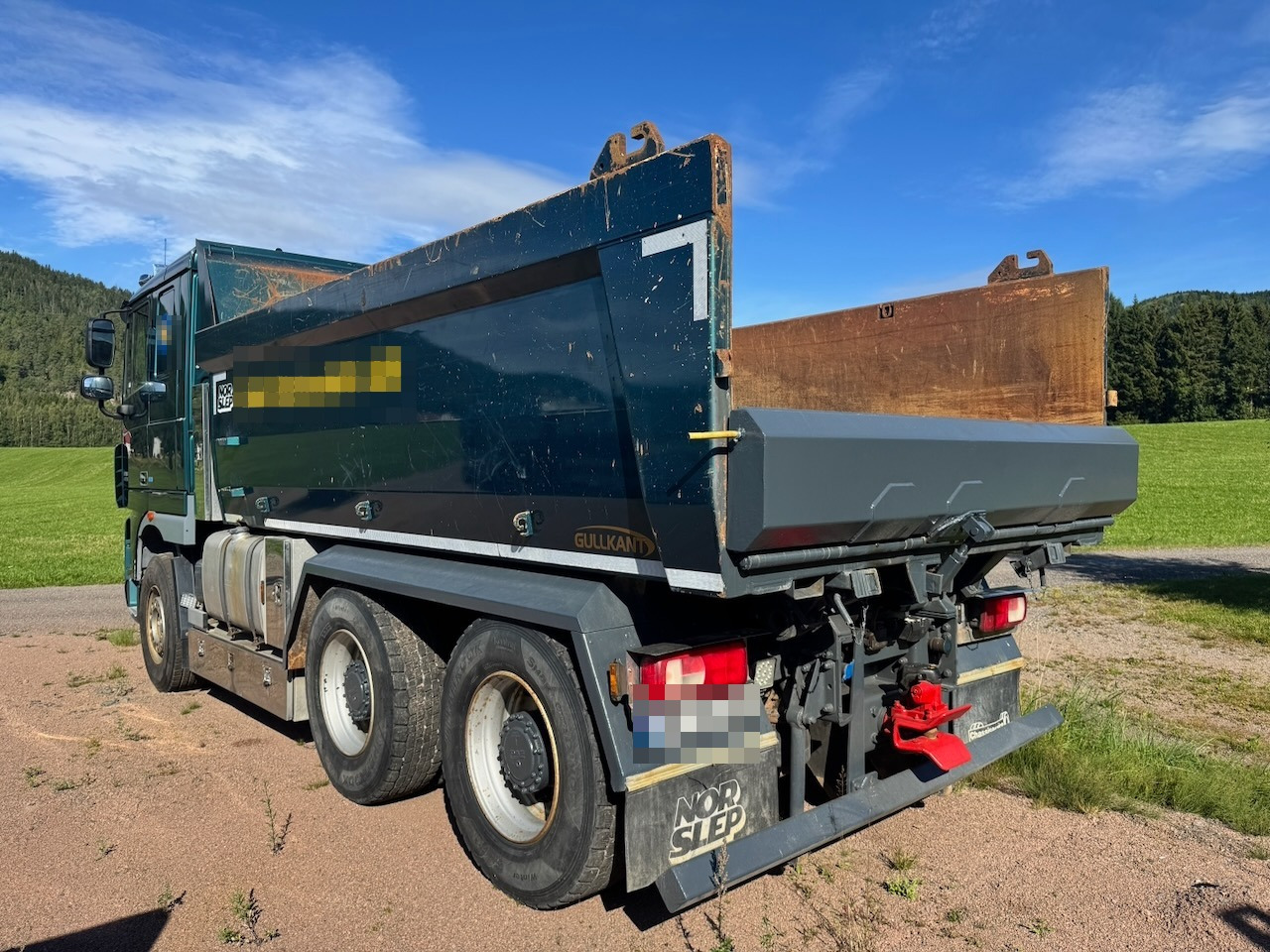 DAF XF 105.460 - 翻斗车:图4 DAF XF 105.460 - 翻斗车:图4