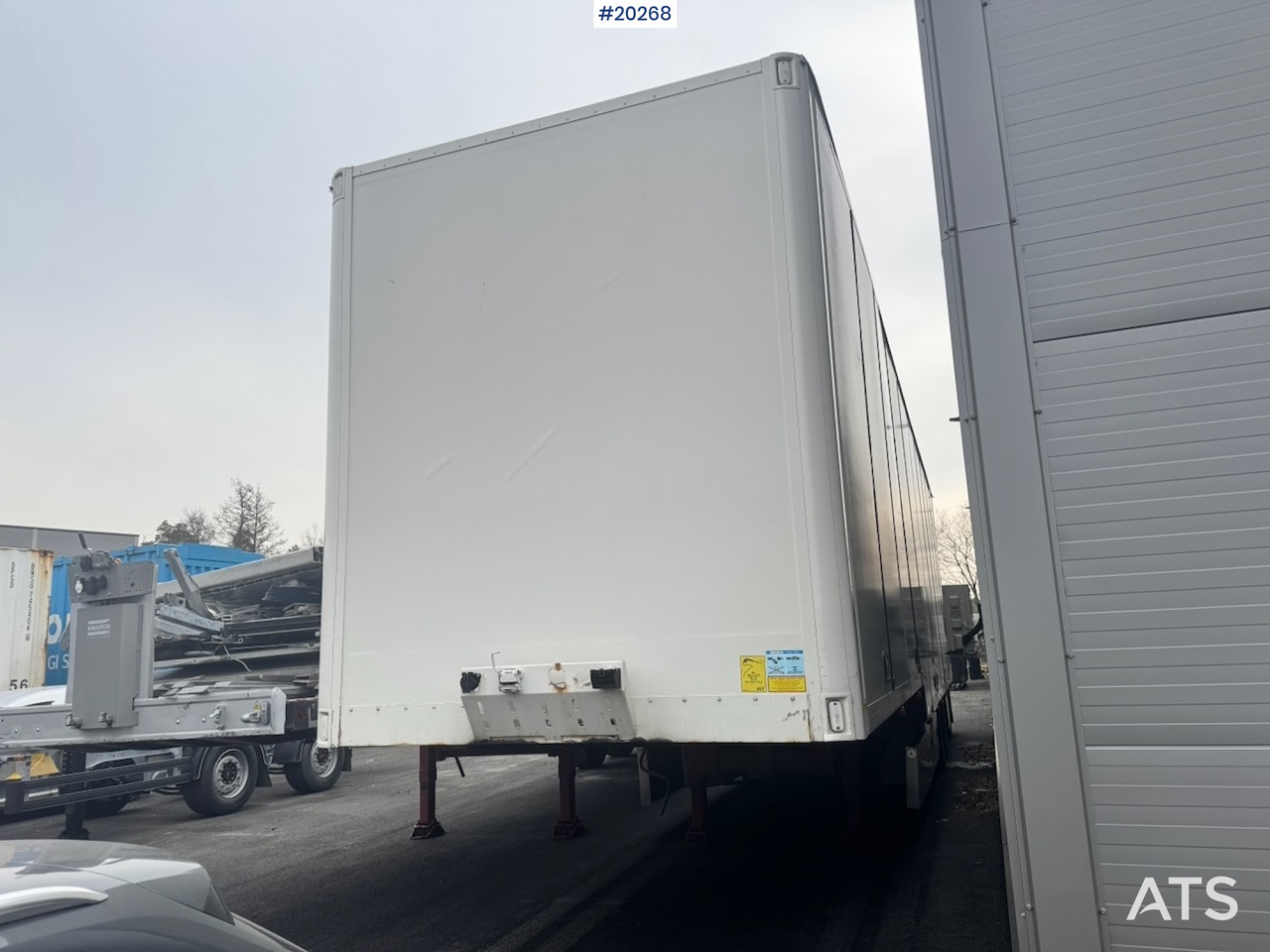 Ekeri Jumbo semi - 封闭厢式半拖车:图1 Ekeri Jumbo semi - 封闭厢式半拖车:图1