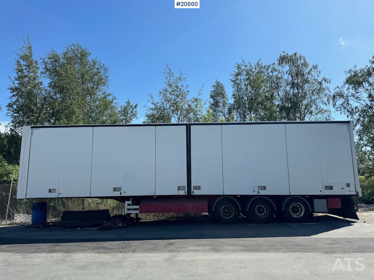 Ekeri Skapsemi m/ full sideåpning og Carrier aggregat - 冷藏半拖车:图1 Ekeri Skapsemi m/ full sideåpning og Carrier aggregat - 冷藏半拖车:图1