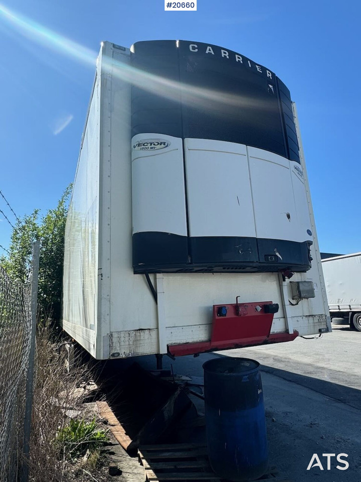 Ekeri Skapsemi m/ full sideåpning og Carrier aggregat - 冷藏半拖车:图4 Ekeri Skapsemi m/ full sideåpning og Carrier aggregat - 冷藏半拖车:图4