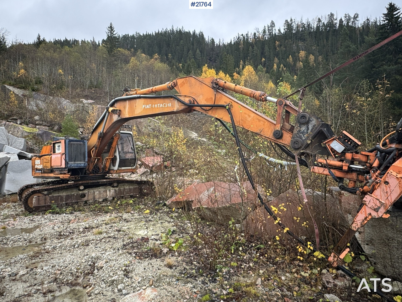 Hitachi Ca 1988 Hitachi FH220LC graver selges som rep.objekt. Ikke kjørbar. - 履带式挖掘机:图3 Hitachi Ca 1988 Hitachi FH220LC graver selges som rep.objekt. Ikke kjørbar. - 履带式挖掘机:图3