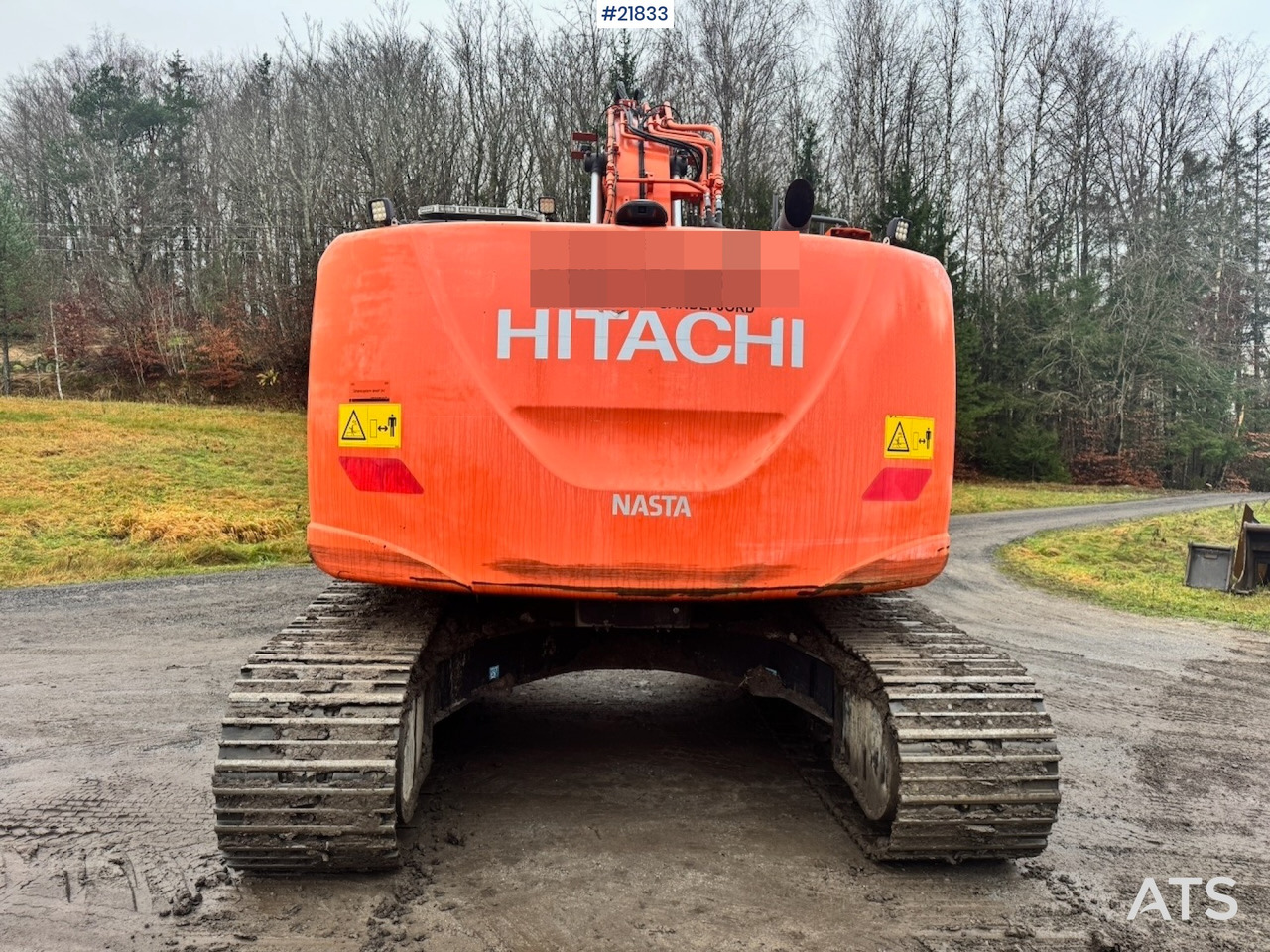 Hitachi ZX225USRLC-6 Beltegraver m/ Rototilt, 2 skuffer og Easy Dig. SE VIDEO - 履带式挖掘机:图5 Hitachi ZX225USRLC-6 Beltegraver m/ Rototilt, 2 skuffer og Easy Dig. SE VIDEO - 履带式挖掘机:图5