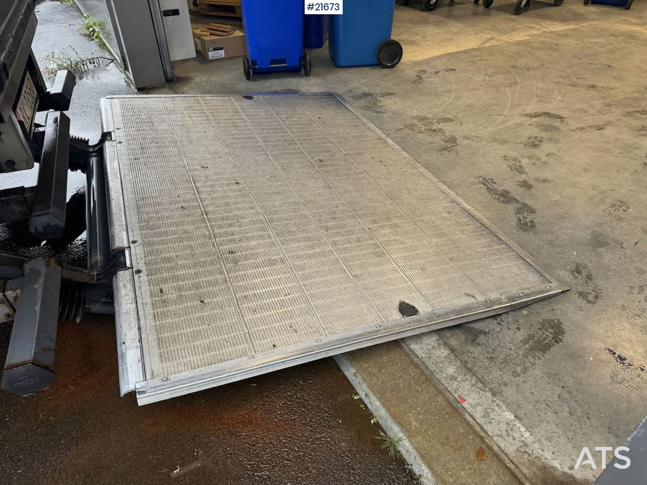 厢式卡车 Iveco 75E-210 4x2 skapbil m/ lift SE VIDEO：图14