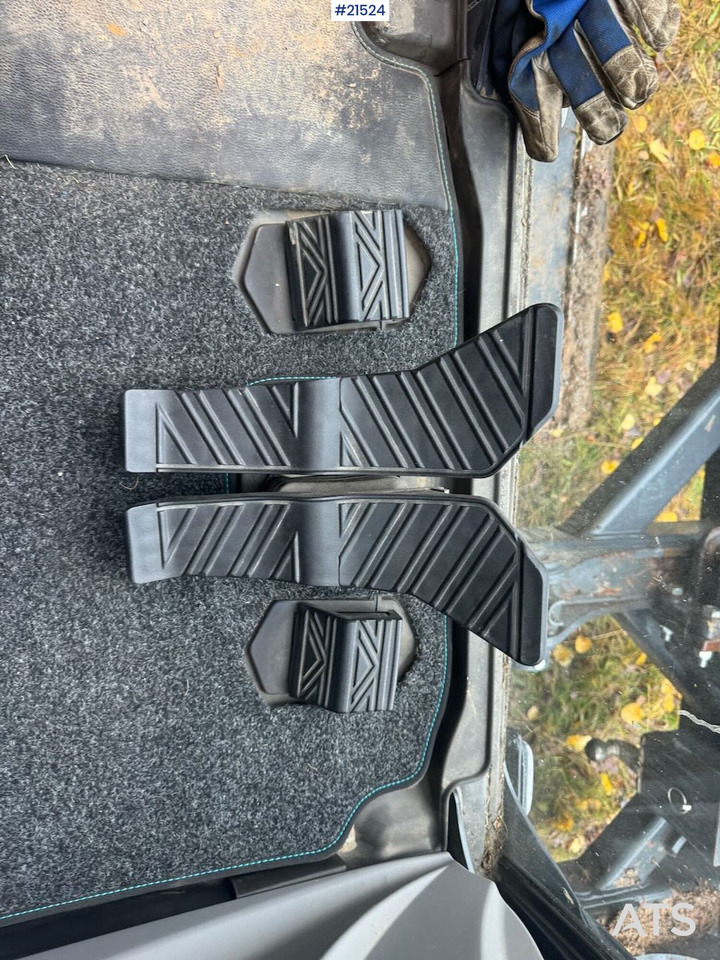 履带式挖掘机 Kobelco SK140SRLC：图34