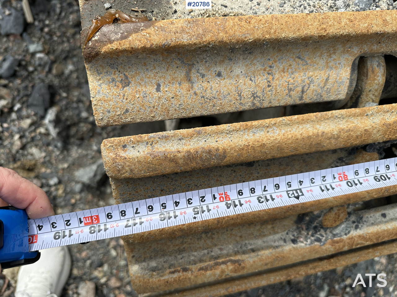 履带式挖掘机 Komatsu PC210LC-8:图28 履带式挖掘机 Komatsu PC210LC-8:图28
