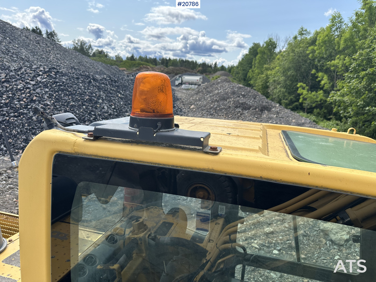 履带式挖掘机 Komatsu PC210LC-8:图26 履带式挖掘机 Komatsu PC210LC-8:图26