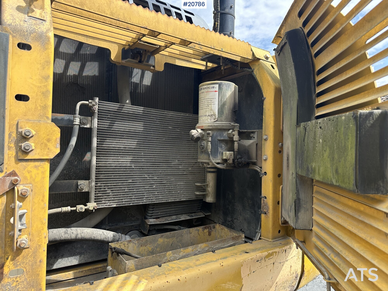 履带式挖掘机 Komatsu PC210LC-8:图31 履带式挖掘机 Komatsu PC210LC-8:图31